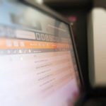 Imprimeur numérique Anquetil : zoom sur l'écran de la presse